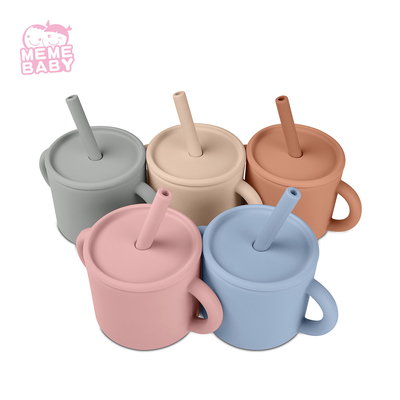Temperature Resistance No Spill Silicone Straw Cup With Handles 220ml