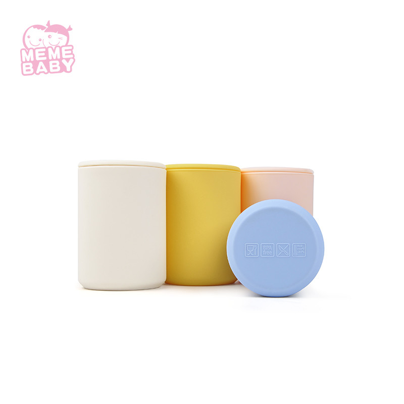 Small Size Chemicals Free Silicone Straw Cup 240 Degree ODM Welcome